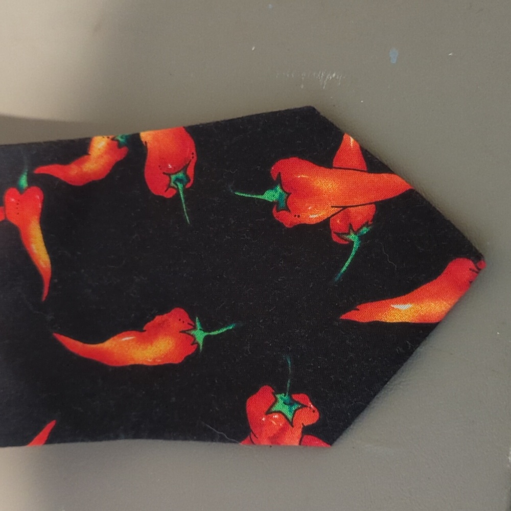 Tango by Max Raab Mens Neck Tie Chili Peppers Black Red Yellow Green made in USA